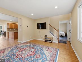9342 Campus Lane, Philadelphia PA 19114