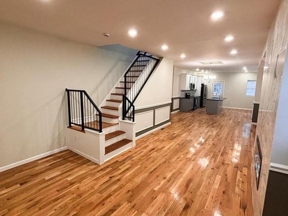 6723 N Carlisle Street, Philadelphia PA 19126