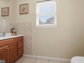 31 Evergreen Avenue, Broomall PA 19008
