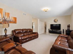31 Evergreen Avenue, Broomall PA 19008