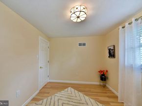 120 Orchard Drive, Fallsington PA 19054