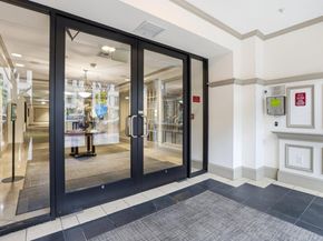 1111 25TH Street NW 906, Washington DC 20037