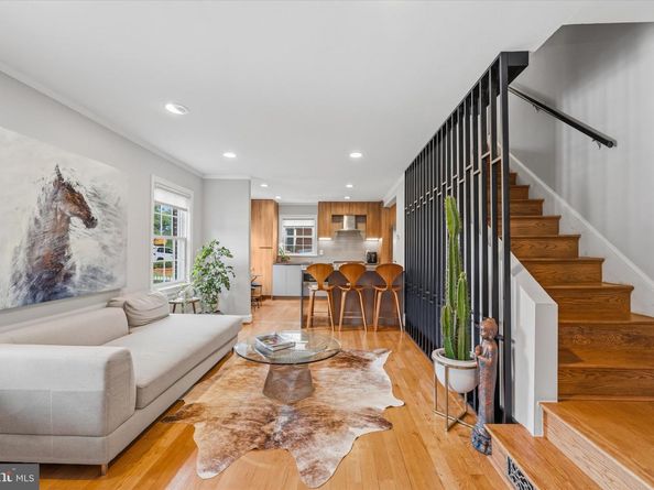 2719 N Edison Street, Arlington VA 22207