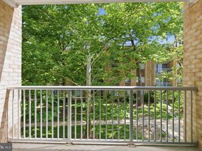 2908 Kings Chapel Road 03/10, Falls Church VA 22042