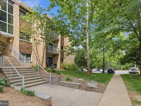 2908 Kings Chapel Road 03/10, Falls Church VA 22042