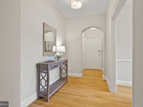 3930 Connecticut Avenue NW 205H, Washington DC 20008