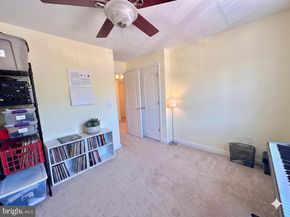 6924 Fairfax Drive 330, Arlington VA 22213