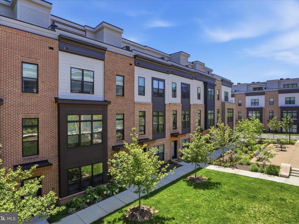 2110 Tysons Ridgeline Road, Falls Church VA 22043