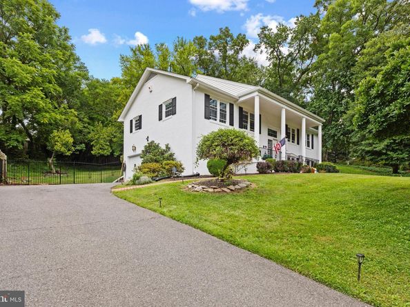 3713 Chanel Road, Annandale VA 22003