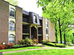 3318 Woodburn Village Drive 32, Annandale VA 22003
