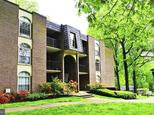 3318 Woodburn Village Drive 32, Annandale VA 22003