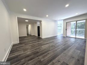 3318 Woodburn Village Drive 32, Annandale VA 22003