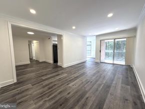 3318 Woodburn Village Drive 32, Annandale VA 22003