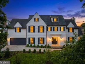 3939 52nd Street NW, Washington DC 20016