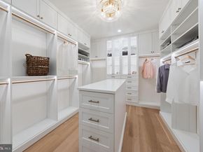 3939 52nd Street NW, Washington DC 20016