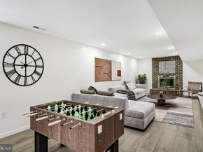 12306 Streamvale Circle, Herndon VA 20170