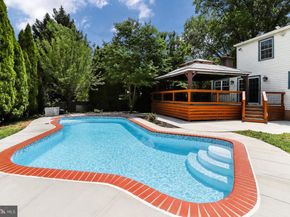 12306 Streamvale Circle, Herndon VA 20170