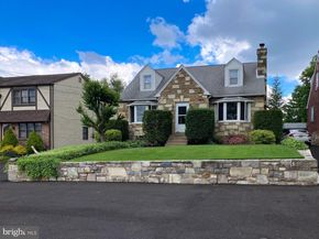 4607 Aubrey Avenue, Philadelphia PA 19114