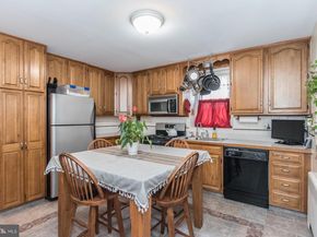 4607 Aubrey Avenue, Philadelphia PA 19114