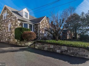 4607 Aubrey Avenue, Philadelphia PA 19114