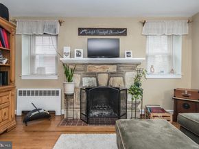 4607 Aubrey Avenue, Philadelphia PA 19114