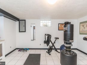 4607 Aubrey Avenue, Philadelphia PA 19114