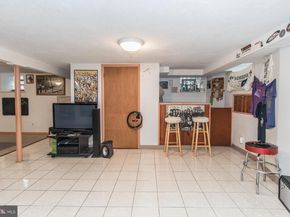 4607 Aubrey Avenue, Philadelphia PA 19114