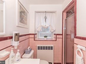 4607 Aubrey Avenue, Philadelphia PA 19114