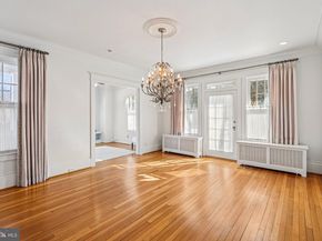 1922 S Arlington Ridge Road, Arlington VA 22202