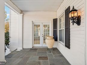 1922 S Arlington Ridge Road, Arlington VA 22202