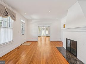 1922 S Arlington Ridge Road, Arlington VA 22202