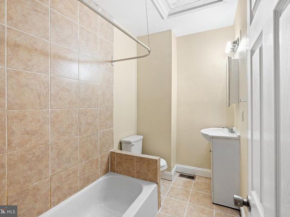 5538 Addison Street, Philadelphia PA 19143