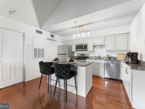 3302 Wyndham Circle B, Alexandria VA 22302