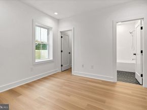 3411 17TH Street N, Arlington VA 22207
