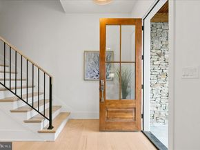 3411 17TH Street N, Arlington VA 22207