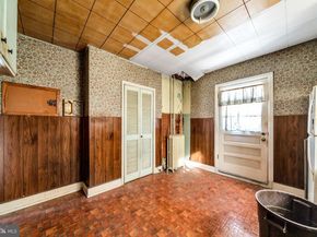 33 S Woodlawn Avenue, Aldan PA 19018