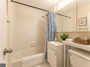 1111 Arlington Boulevard 828, Arlington VA 22209