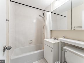 1111 Arlington Boulevard 828, Arlington VA 22209