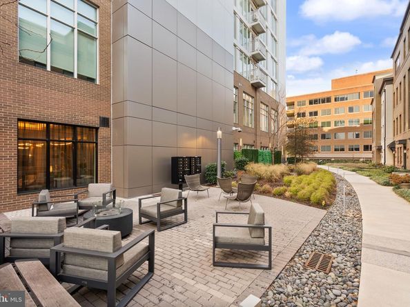 925 N Fairfax Street 207, Alexandria VA 22314