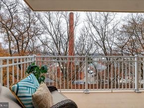 1435 4TH Street SW B511, Washington DC 20024