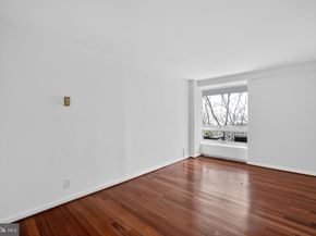 1435 4TH Street SW B511, Washington DC 20024