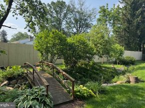 9 Sweet Gum Lane, Horsham PA 19044