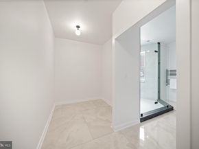 131 11 Street NE 3, Washington DC 20002