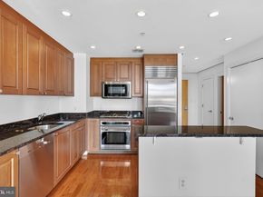 6820 Wisconsin Avenue 5004, Bethesda MD 20815