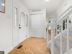 15162 Wayside Road, Philadelphia PA 19116