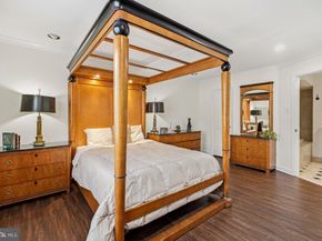 7425 Democracy Boulevard 8, Bethesda MD 20817