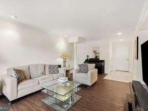 7425 Democracy Boulevard 8, Bethesda MD 20817