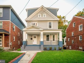 2907 Carlton Avenue NE, Washington DC 20018