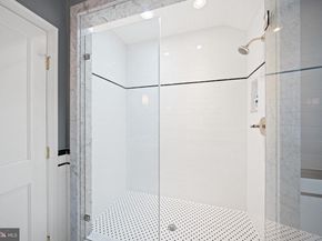 4800 Old Dominion Drive, Arlington VA 22207