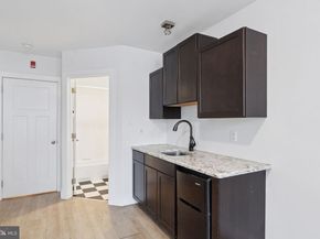 651 N 33rd Street, Philadelphia PA 19104